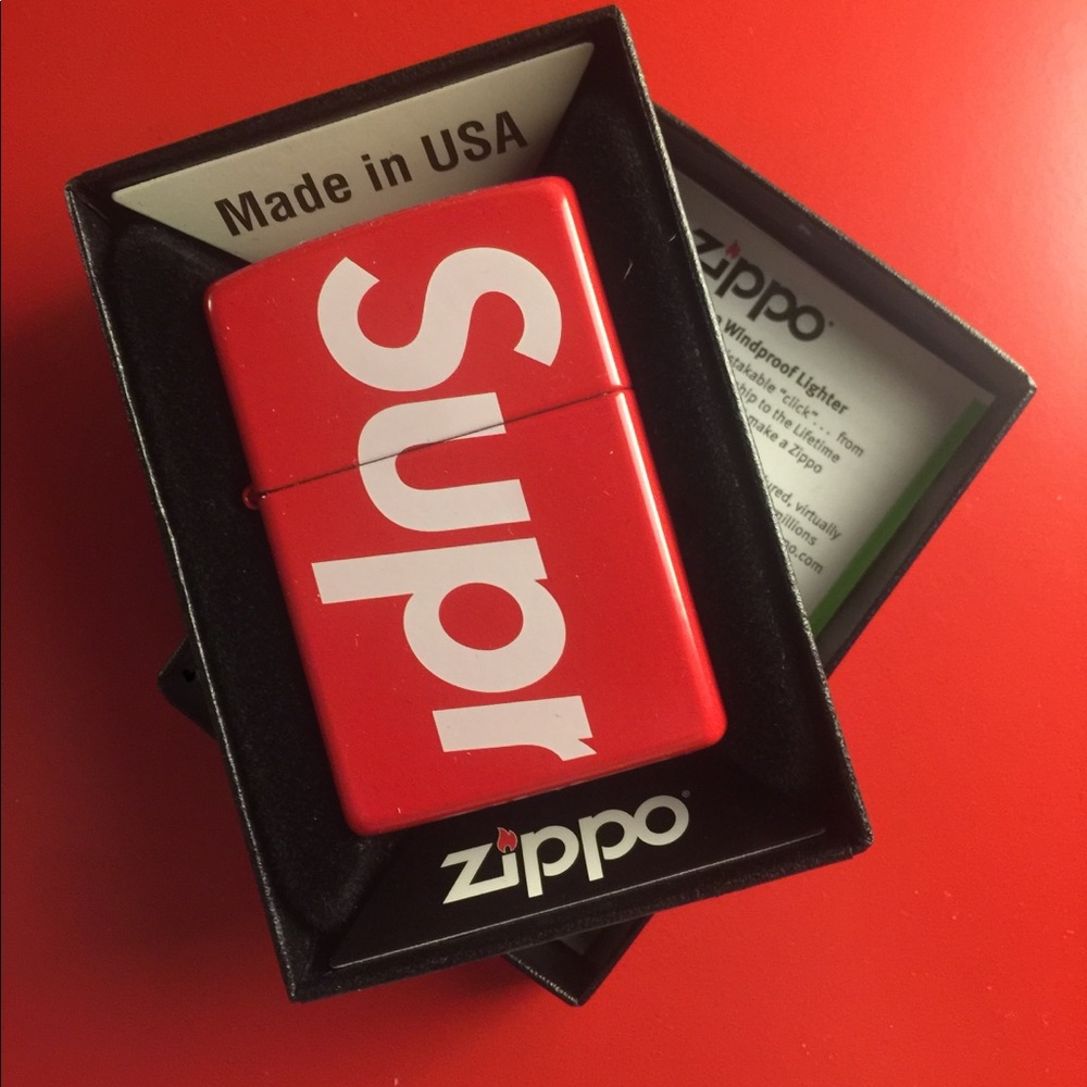 Supreme zippo lighter NEW SS18